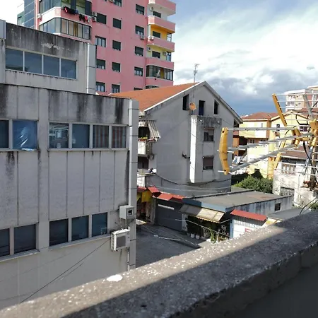 Central Stay Apartment Shkoder